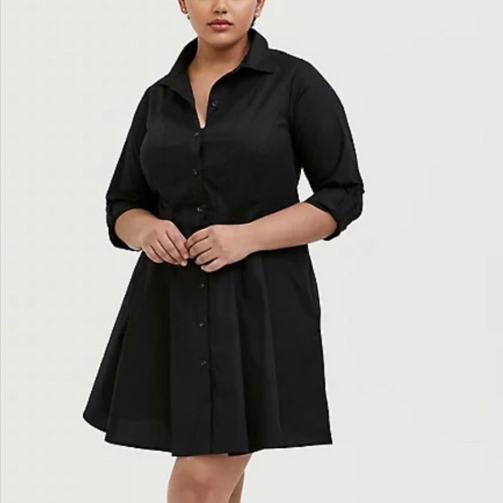 BLACK POPLIN BUTTON-FRONT FIT & FLARE SHIRT DRESS Size 3X